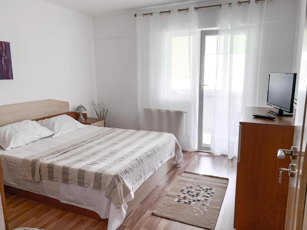 Apartament Zarnesti „Saturn” Luaran gambar